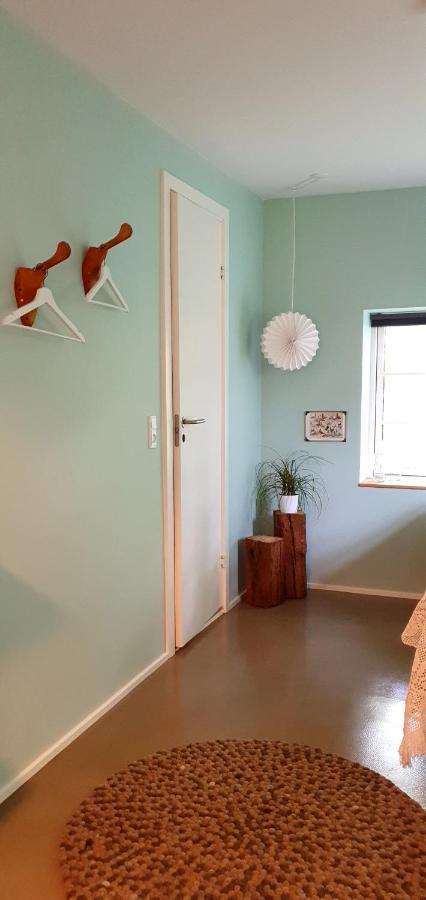 Bed and Breakfast Hos Molsgaarden à Knebel Extérieur photo