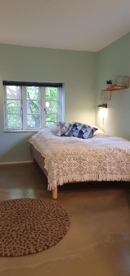 Bed and Breakfast Hos Molsgaarden à Knebel Extérieur photo